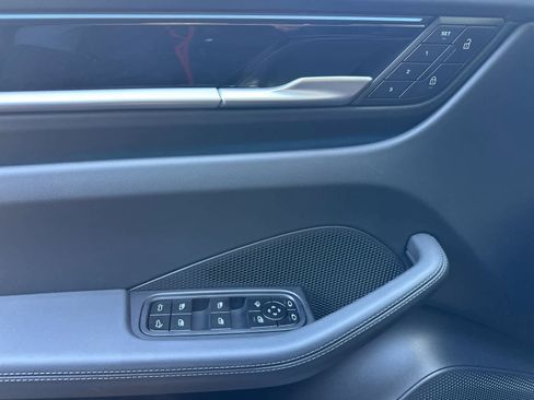New 2026 Porsche Macan Electric RWD image 12