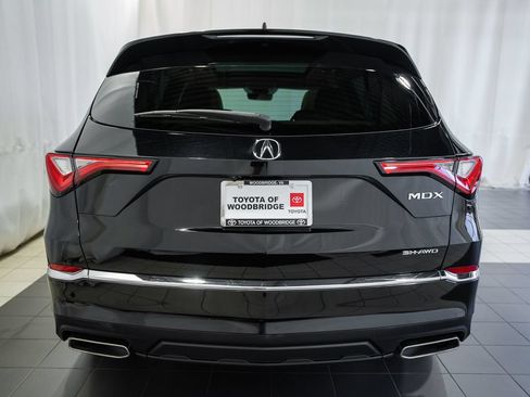 Used 2023 Acura MDX SH-AWD image 5