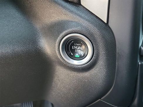 Certified 2021 Chevrolet Silverado 1500 LT image 9