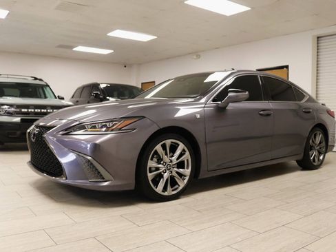 Used 2020 Lexus ES 350 F Sport w/ Accessory Package 2 FWD image 3