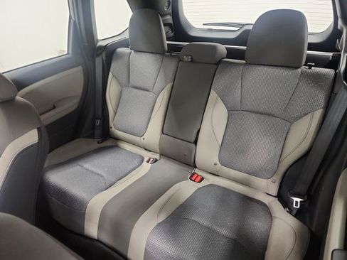 Used 2025 Subaru Forester Premium image 25