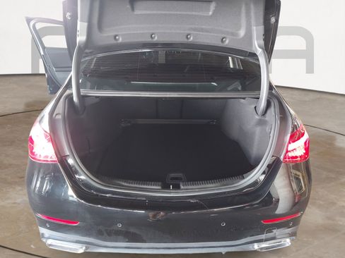 Used 2023 Mercedes-Benz C 300 Sedan image 12