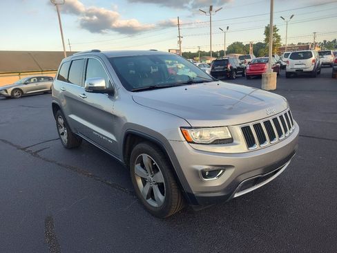 Used 2015 Jeep Grand Cherokee Limited w/ Luxury Group II AWD/4WD image 3