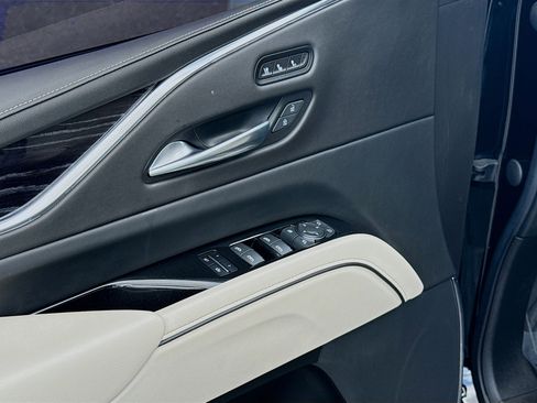 Used 2022 Cadillac Escalade Sport w/ Touring Package AWD/4WD image 24