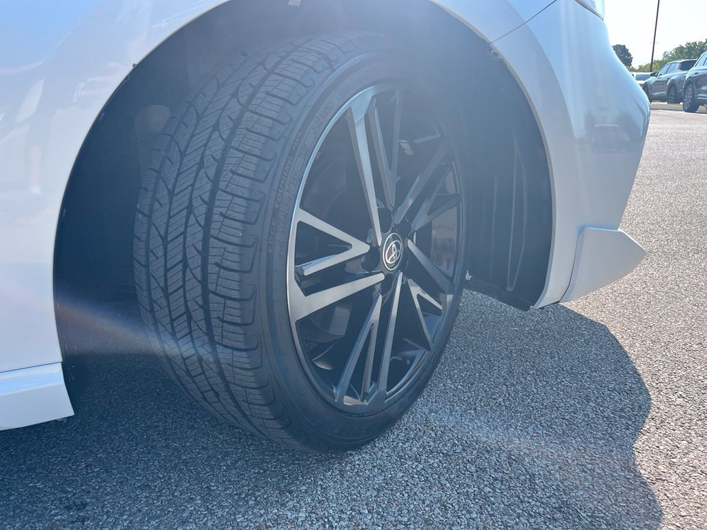 Used 2025 Toyota Camry XSE FWD image 6