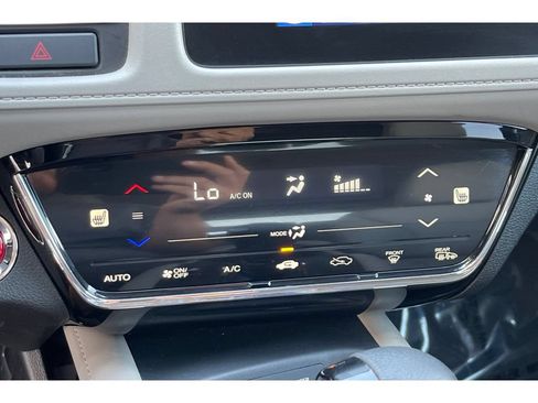 Used 2018 Honda HR-V EX-L image 29