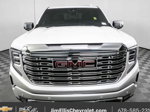 Used 2025 GMC Sierra 1500 Denali w/ Technology Package AWD/4WD image 28