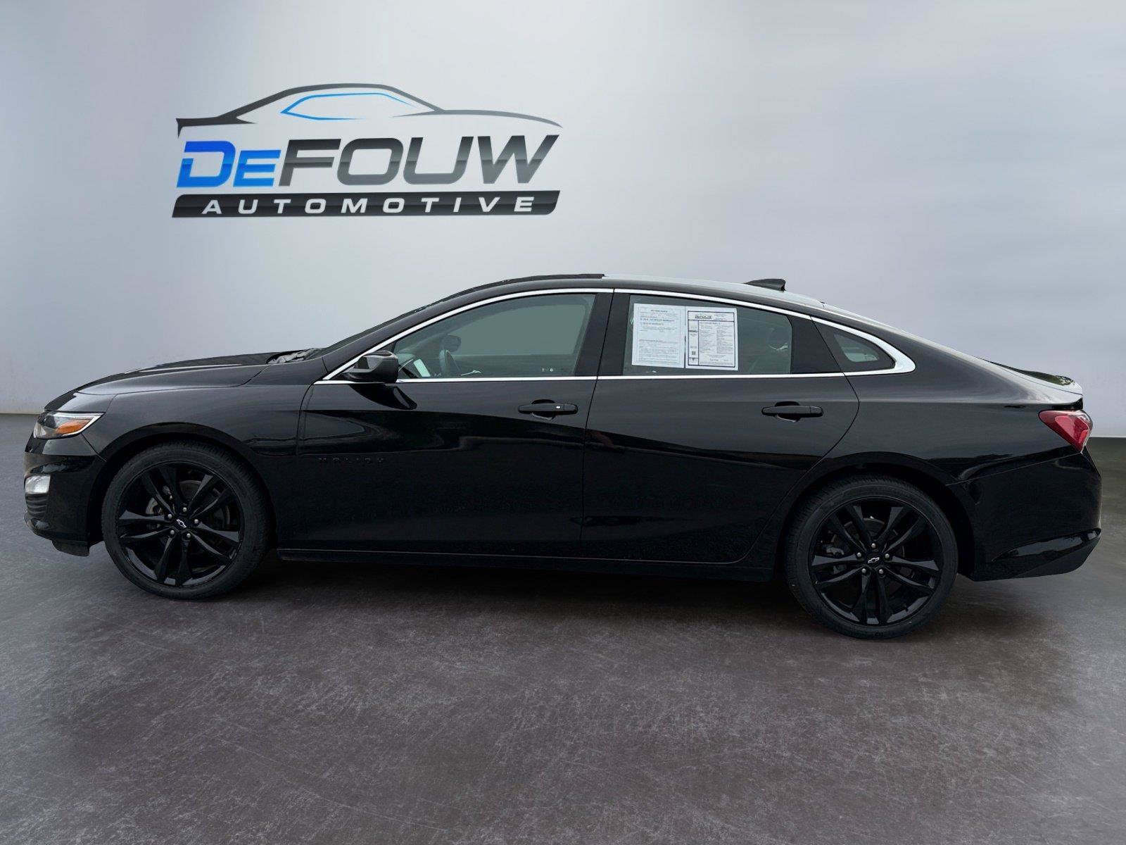 Used 2024 Chevrolet Malibu LT w/ Midnight Edition FWD image 6
