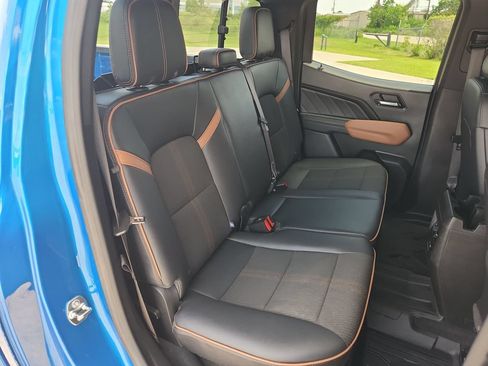 Used 2024 GMC Canyon AT4 w/ Canyon Safety Plus Package AWD/4WD image 15