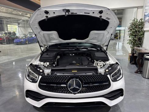 Used 2020 Mercedes-Benz GLC 300 4MATIC image 11