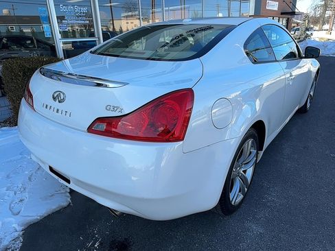 Used 2009 INFINITI G37 x Coupe w/ Premium Pkg image 3