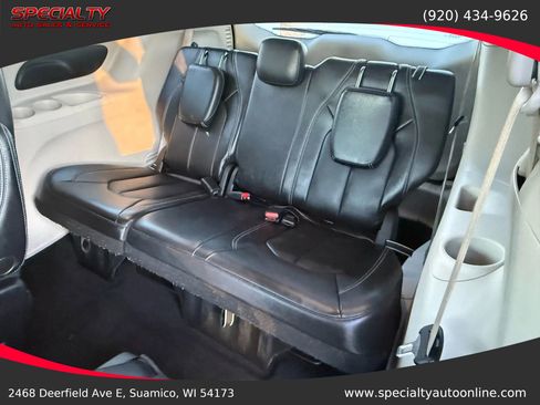 Used 2022 Chrysler Pacifica Touring-L image 22