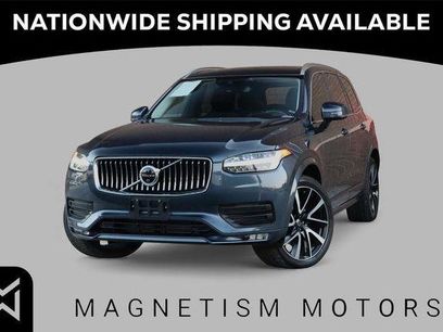 Used 2022 Volvo XC90 T6 Momentum w/ Advanced Package