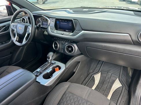 Used 2021 Chevrolet Blazer LT image 31