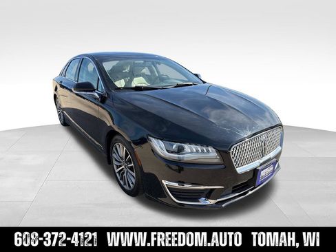 Used 2017 Lincoln MKZ Premiere AWD/4WD image 11