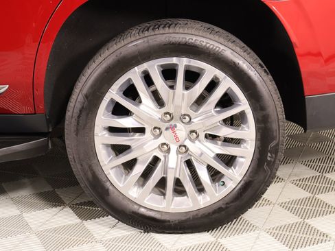 Used 2025 GMC Yukon Elevation w/ Elevation Premium Package AWD/4WD image 23