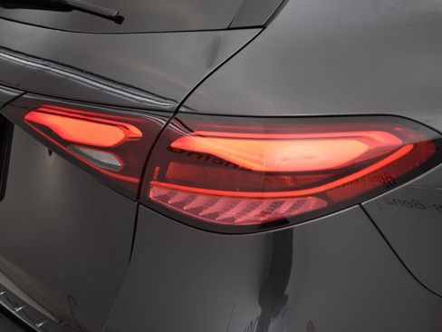 Certified 2026 Mercedes-Benz GLC 300 image 14