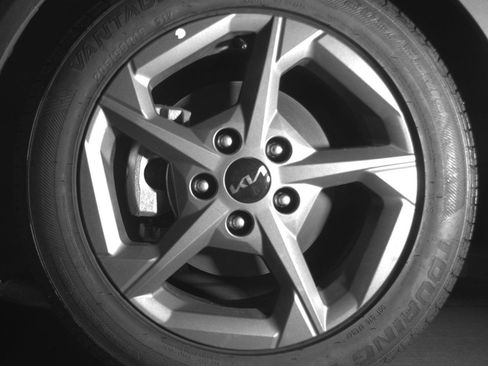Used 2025 Kia K4 FWD image 12