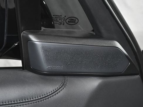 Used 2023 Land Rover Range Rover Autobiography AWD/4WD image 11