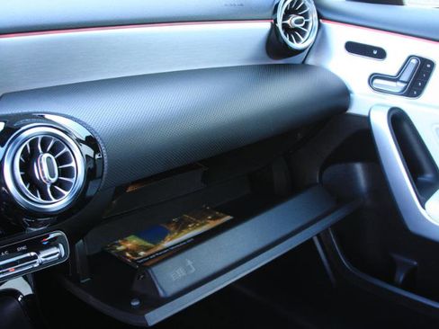 Used 2019 Mercedes-Benz A 220 4MATIC image 37