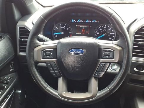 Used 2020 Ford Expedition XLT RWD image 19