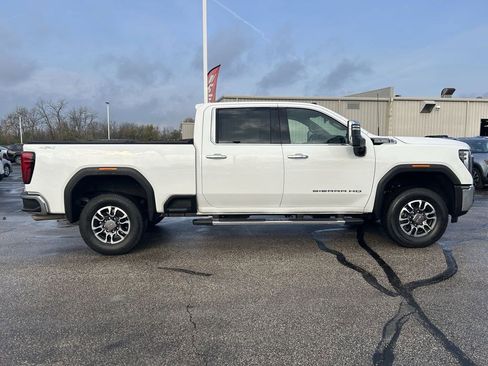 Used 2025 GMC Sierra 2500 SLT w/ SLT Premium Package AWD/4WD image 15