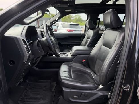 Used 2021 Ford Expedition XLT AWD/4WD image 12