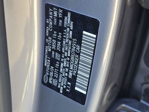 Used 2024 Hyundai Elantra SEL image 35