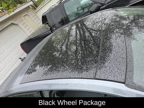 Used 2025 Volkswagen Jetta SE w/ Sunroof Package FWD image 7