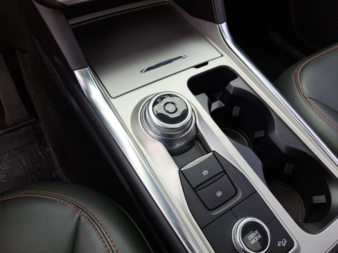 Used 2022 Ford Explorer Timberline image 18