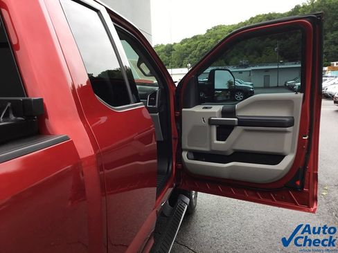 Used 2017 Ford F250 XLT w/ XLT Value Package AWD/4WD image 41
