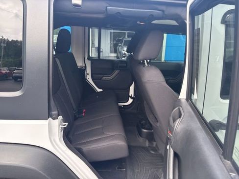 Used 2013 Jeep Wrangler Unlimited Sport AWD/4WD image 21