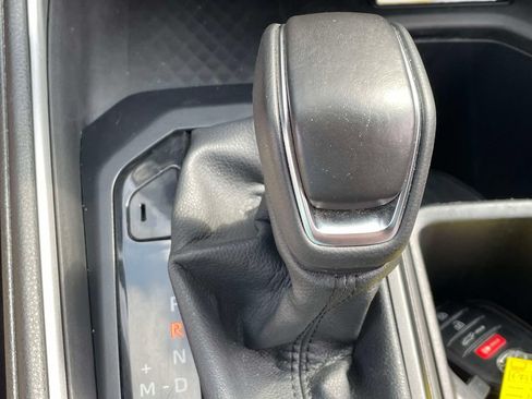 Used 2025 Toyota Grand Highlander AWD image 28