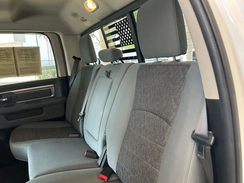 Used 2019 RAM 1500 Big Horn RWD image 38