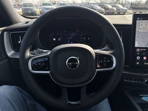 New 2026 Volvo XC60 B5 Ultra w/ Protection Package Premier AWD/4WD image 18