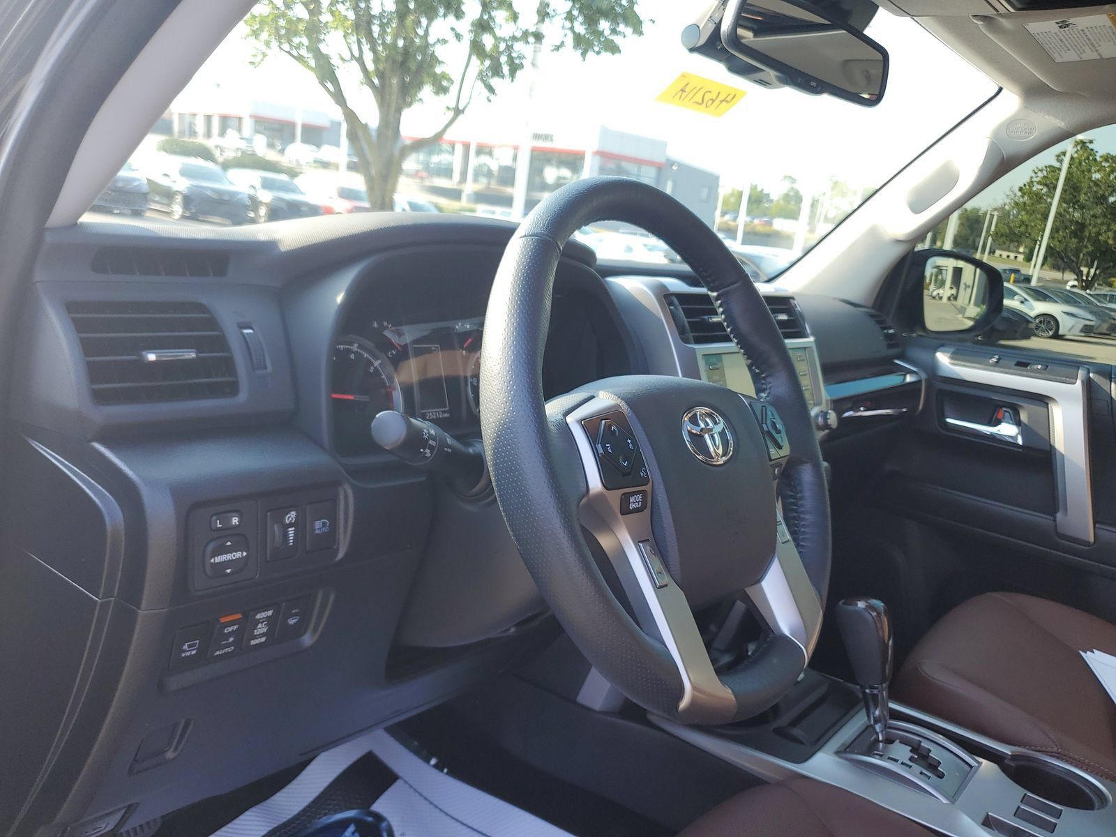 Used 2023 Toyota 4Runner Limited AWD/4WD image 19