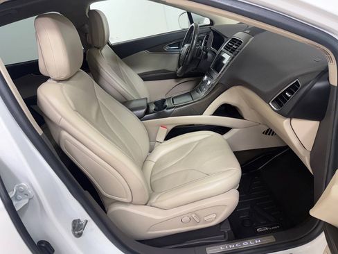 Used 2020 Lincoln Nautilus Reserve w/ Equipment Group 201A AWD/4WD image 36