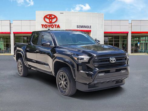 Used 2024 Toyota Tacoma SR5 w/ SR5 Upgrade Package RWD image 2