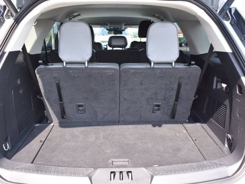 Used 2025 Ford Explorer Active w/ Active Comfort Package AWD/4WD image 36