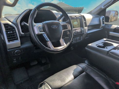 Used 2017 Ford F150 Lariat image 8