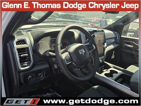 New 2026 RAM 2500 Big Horn AWD/4WD image 8