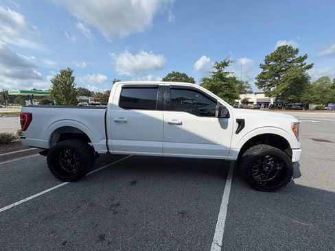 Used 2021 Ford F150 XLT w/ Equipment Group 302A High AWD/4WD image 5