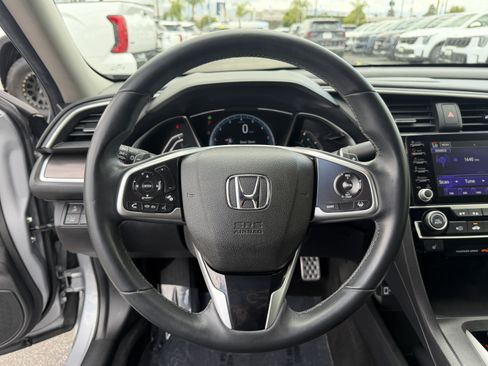 Used 2019 Honda Civic Touring image 19