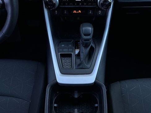 Used 2025 Toyota RAV4 XLE image 15