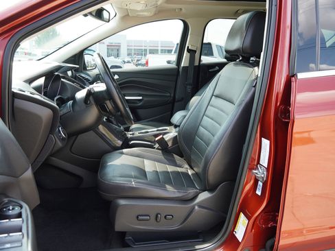 Used 2016 Ford Escape Titanium image 21