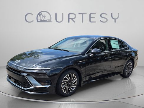 New 2026 Hyundai Sonata SEL FWD image 1