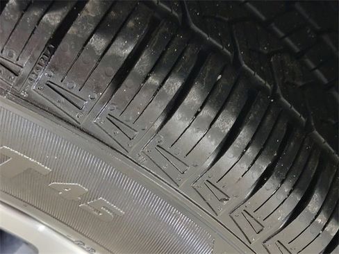 Certified 2023 Subaru Outback Limited image 12