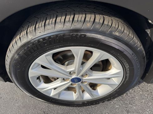 Used 2018 Ford Escape SEL FWD image 13