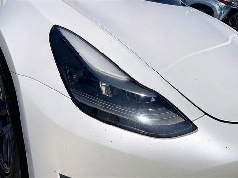 Used 2021 Tesla Model 3 Long Range image 25