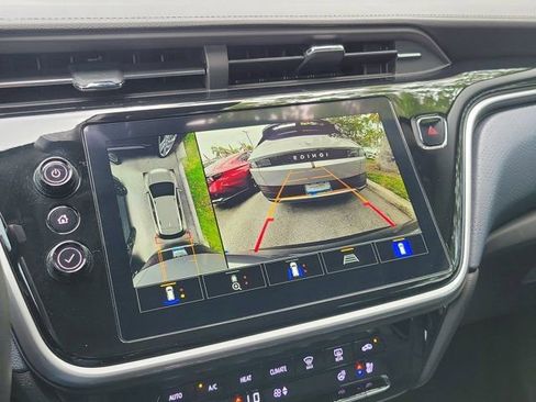 Used 2023 Chevrolet Bolt EUV Premier w/ Sun & Sound Package FWD image 24